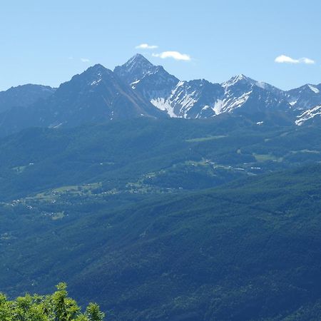 Le Vieux Noyer - Appartamenti Al Verde Villaggio Di Rumiod Сен-Пьер Экстерьер фото